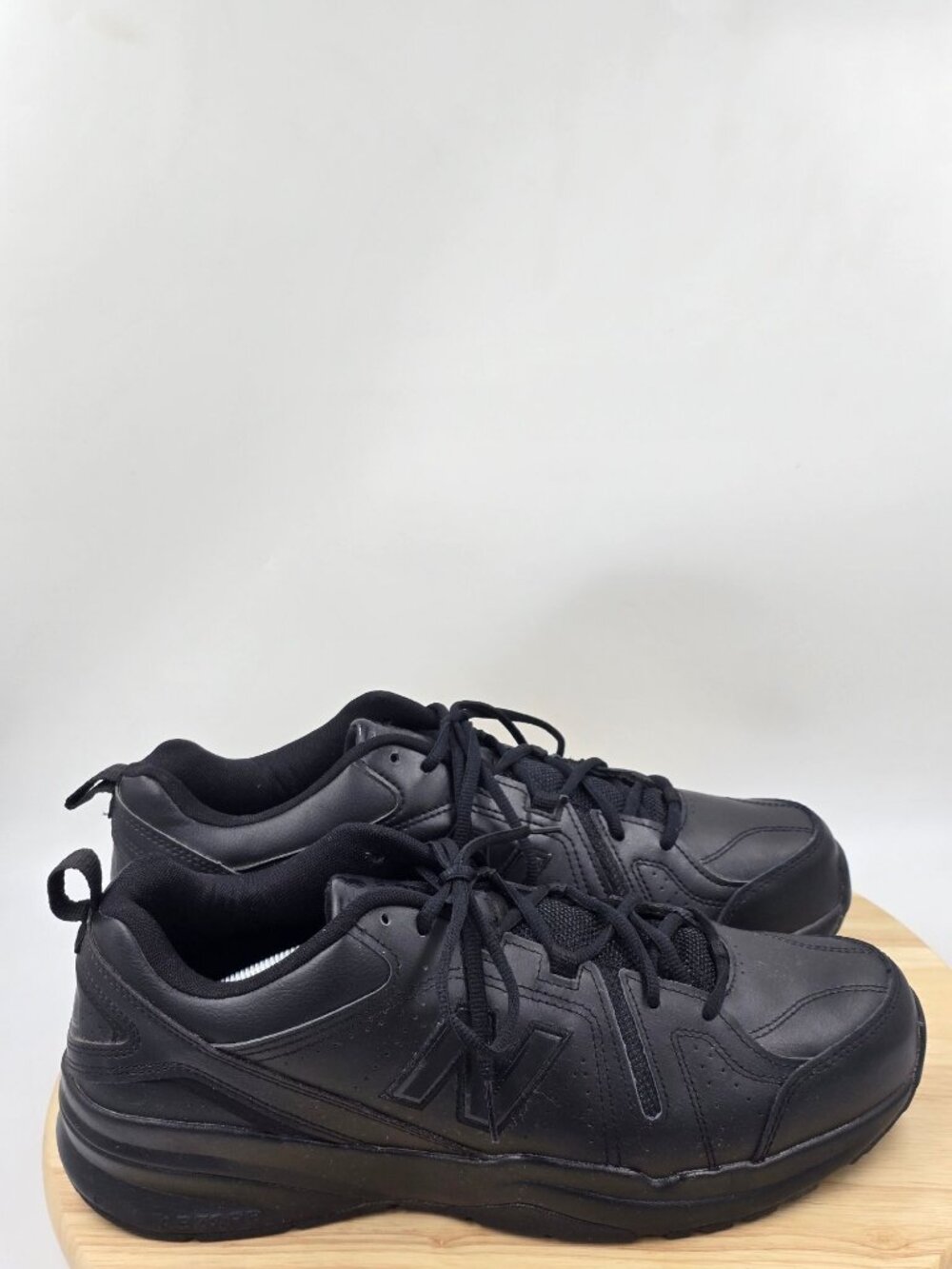 New Balance Mens MX608AB5 Black Leather - Slip Resistant Work Shoes  sz 13 D